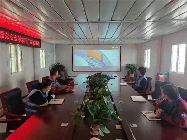 深入基層 走進一線  十七冶陜西分公司積極開展國家安全教育日主題宣教活動_fororder_銅川市中醫醫院項目