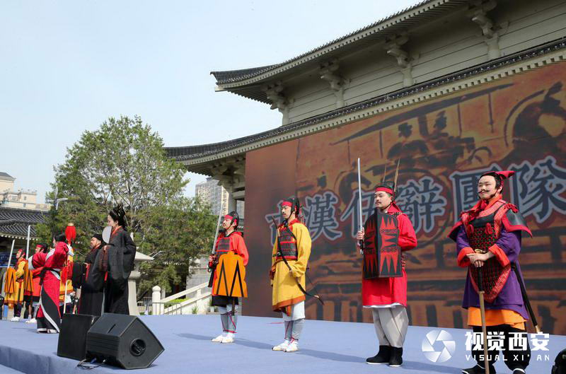 【中首 陜西 圖】“大唐遺寶——何家村窖藏出土文物展”開幕 “形光色材”沉浸式體驗重現大唐輝煌