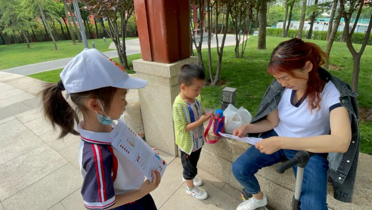 西安航天基地：小小宣傳員“上線”普法_fororder_圖片2