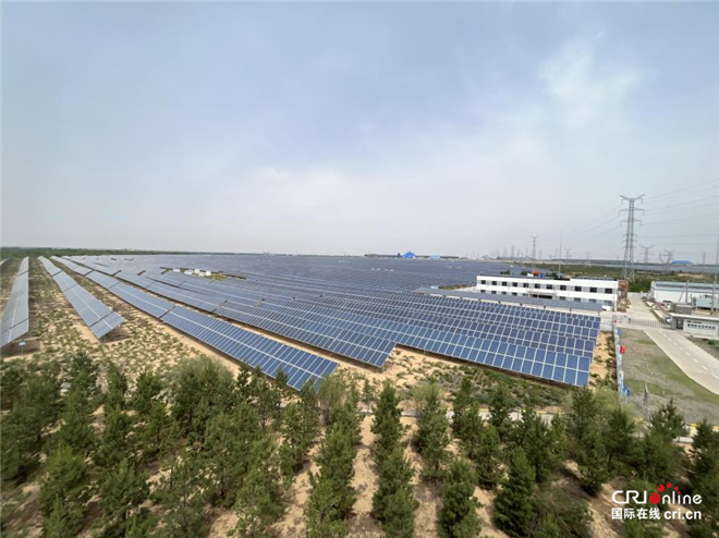 陜西榆林：“風光”潛力無限 “綠電”奔向四方_fororder_圖片16_副本1