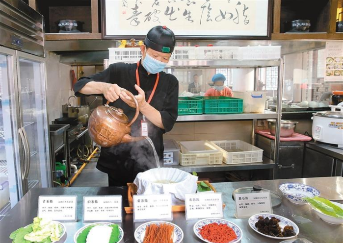 【中首 陜西】永興坊裏聽故事  陜西美食打出“國際范兒”_fororder_微信圖片_20220722085434