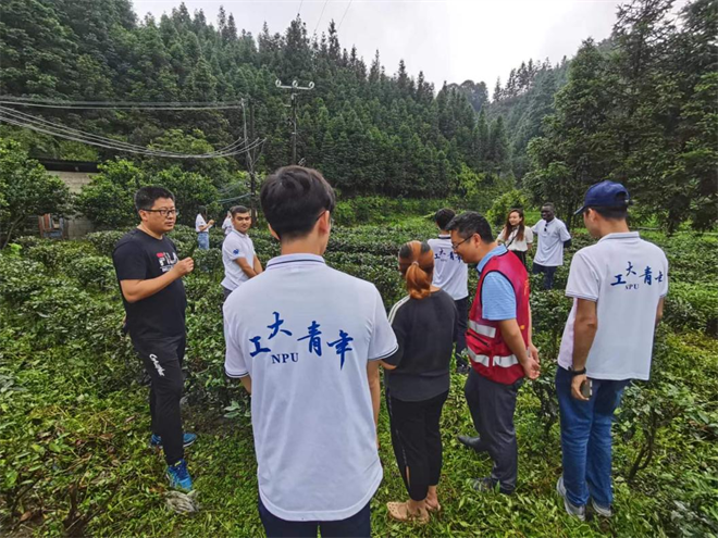 西北工業大學學生社會實踐隊走進廣西融水 感悟脫貧攻堅背後的力量_fororder_圖片3