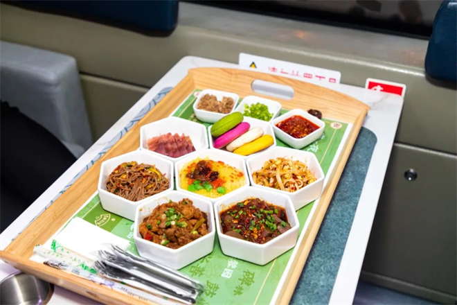 西安城市觀光車兩條美食專線發車_fororder_圖片21