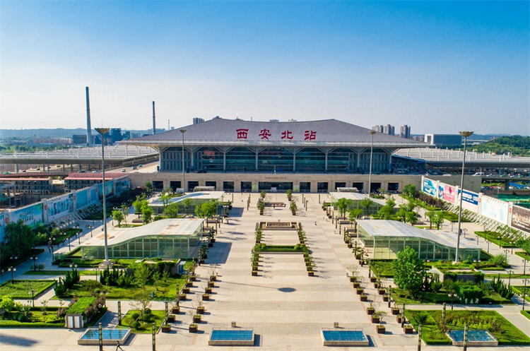 西安經開區：高鐵北客站南廣場獲“最美公共廣場”_fororder_圖片8