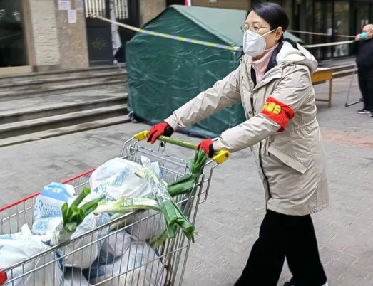 西安碑林區：黨建引領聚合力 服務群眾有溫度_fororder_QQ圖片20221208094443
