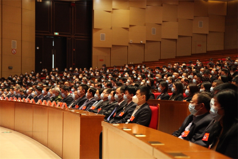 【西安兩會】獻良策傳民意 人大代表陸續報到參會_fororder_5