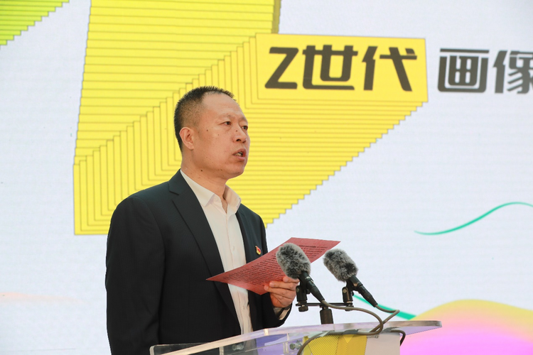 多國“Z世代”青年起筆陜西畫中國_fororder_圖片4