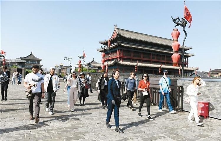 一日看盡長安花 國際友人古城“穿越之旅”來了