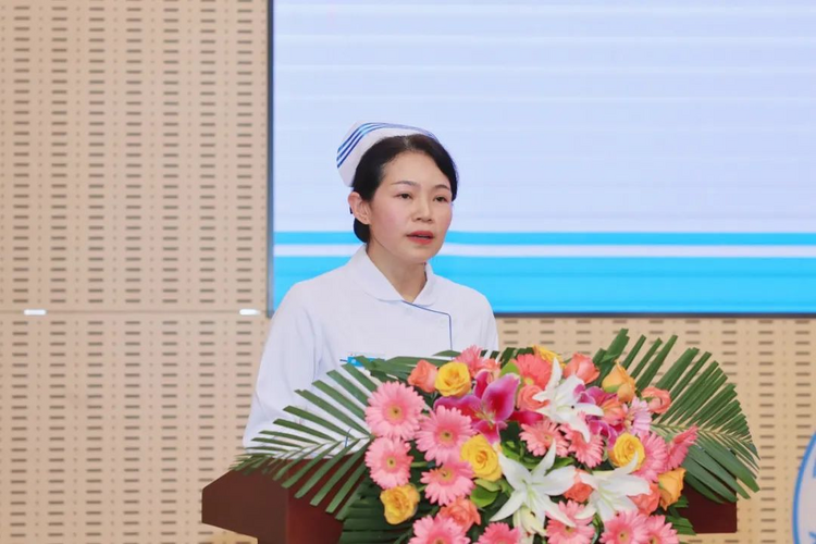 西安市紅會醫院舉辦國際護士節“立足北院區 崗位比貢獻”護理演講比賽決賽_fororder_圖片3