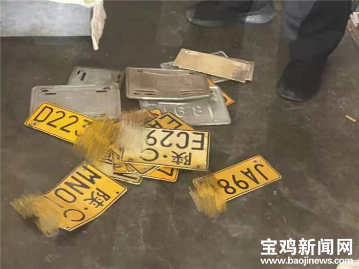 （轉）寶雞交警重拳打擊“飆車炸街” 搗毀非法改裝摩托車窩點