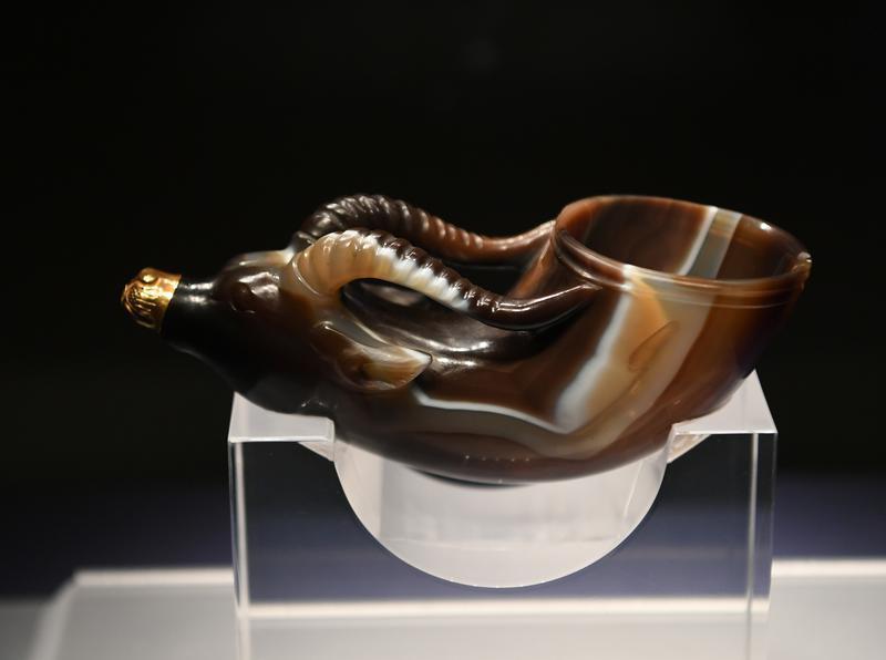 鑲金獸首瑪瑙杯：見證絲路文化交融的最神秘“國寶”