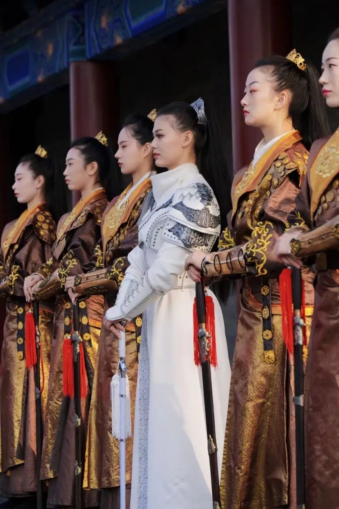 有趣方式傳播歷史文化 巡城的“大唐女將軍”火爆出圈_fororder_微信圖片_20231212085531