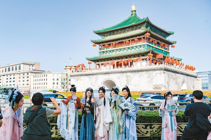 最好的傳承就是走入生活 民俗專家解碼西安“漢服熱”_fororder_微信圖片_20231117085523
