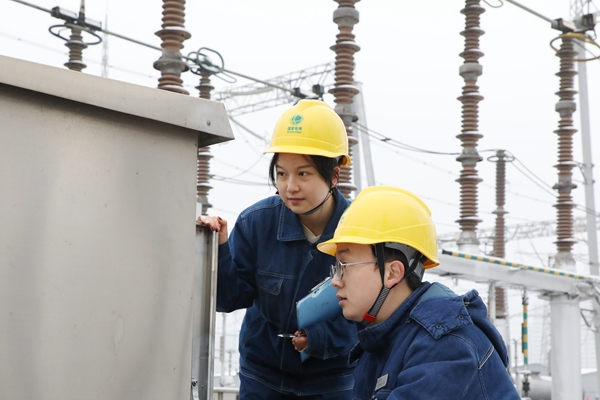 國網西鹹新區供電公司：多專業迅速行動 積極應對雨雪寒潮天氣_fororder_圖片2