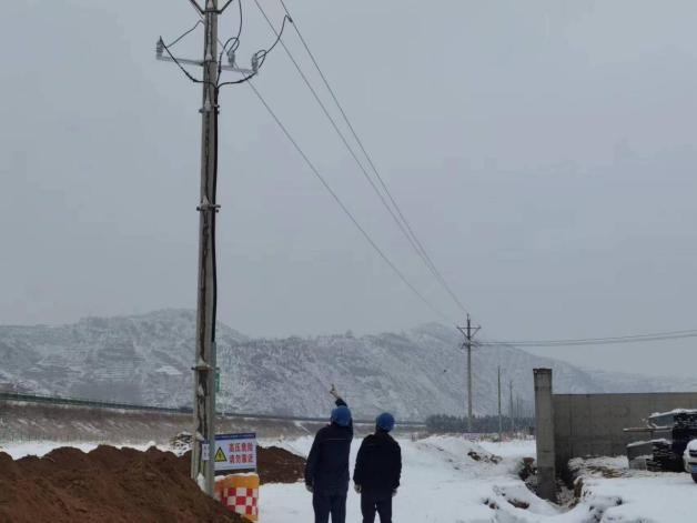 國網綏德縣供電公司：頂風冒雪確保榆延高鐵綏德段工程可靠供電_fororder_圖片10
