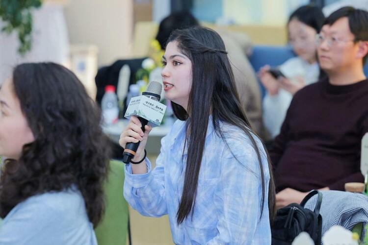 塔吉克斯坦女孩米娜：西安讓我的青春格外精彩