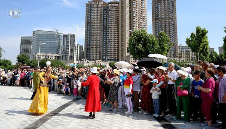 來中亞公園 感受絲路風情