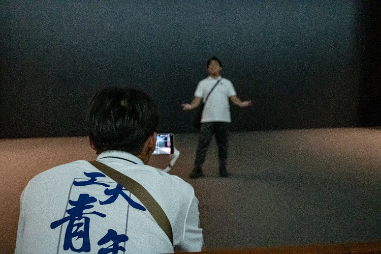 西工大中外青年共學國情 課後同唱“我愛你，中國”_fororder_圖片7