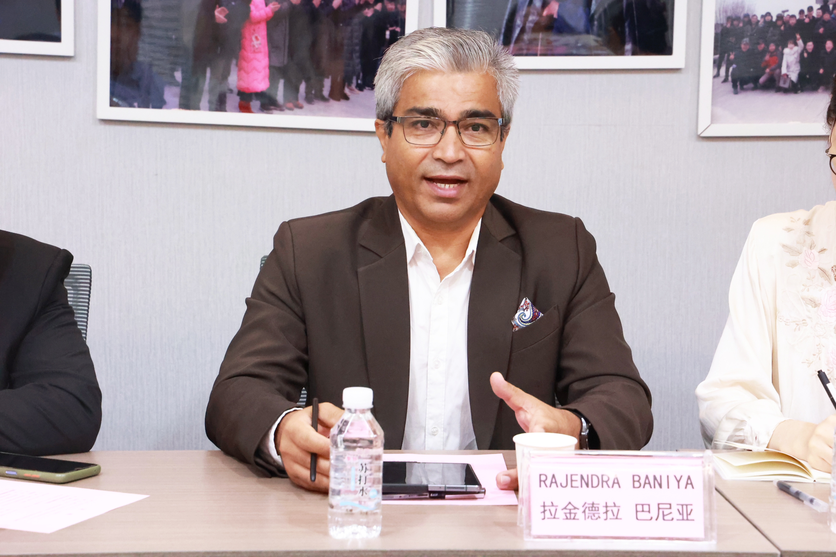 國際在線陜西頻道與尼泊爾喜馬拉雅電視臺共繪電影製作與文化傳播新藍圖_fororder_微信圖片_20240926175329