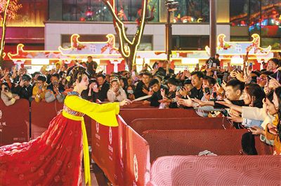【中首   陜西  圖】抖音發佈2019數據報告 大唐不夜城成全年最火景點