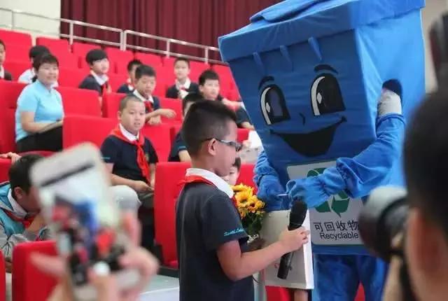 你真的會扔垃圾嗎?來看看曲江新區如何“軟硬兼施”