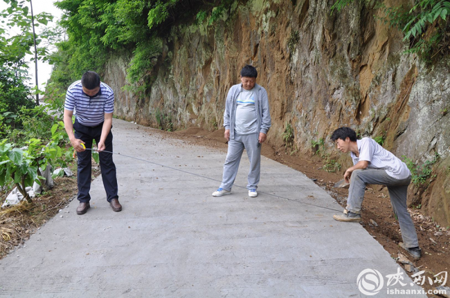 （不簽）【攻堅路上黨支部】青春村，有了青春的味道 ——記嵐皋縣堰門鎮青春村第一書記馮開亮