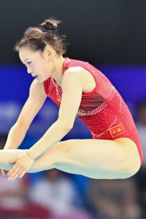 全運會蹦床決賽：胡譯乘奪兩金 嚴浪宇實現衛冕