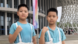 雙胞胎小劍客的擊劍成長記：劍影裏的兄弟情與少年志