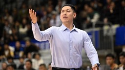 張慶鵬接替閔鹿蕾出任北控男籃主教練