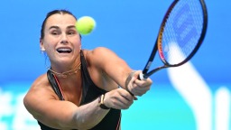 武網綜合：薩巴倫卡逆轉晉級 張帥鏖戰告捷