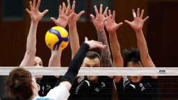 男排超級聯賽季後賽：北京北汽勝保定沃隸