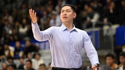 張慶鵬接替閔鹿蕾出任北控男籃主教練