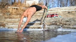 全民健身——扎蘭屯冬日冰趣