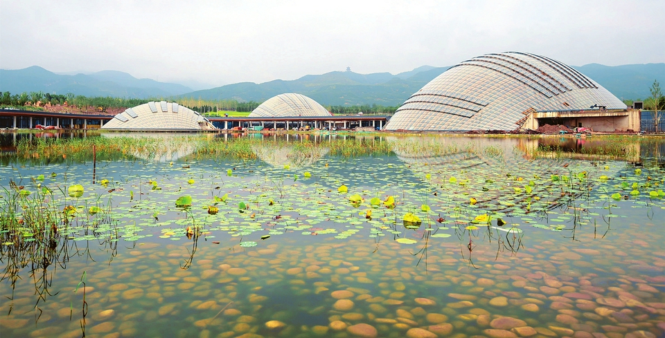 太原植物園三大主題溫室場館外部建設基本完工