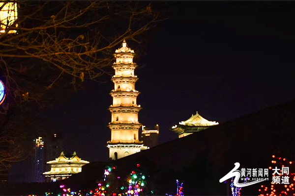 大同街頭綵燈高挂 年味兒“亮”起來！