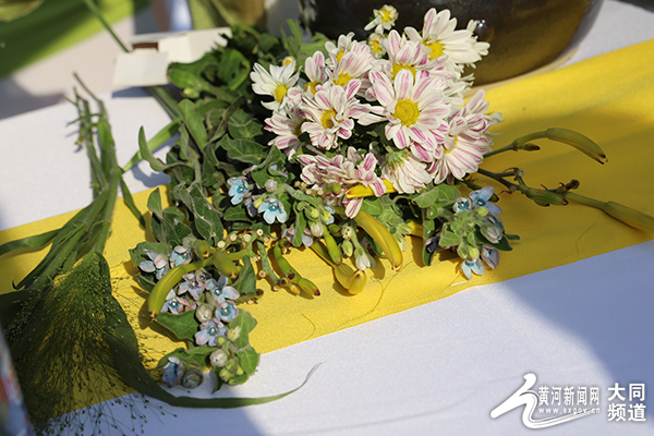 大同舉行“花開忘憂 生活幸福”現場插花雅集主題活動