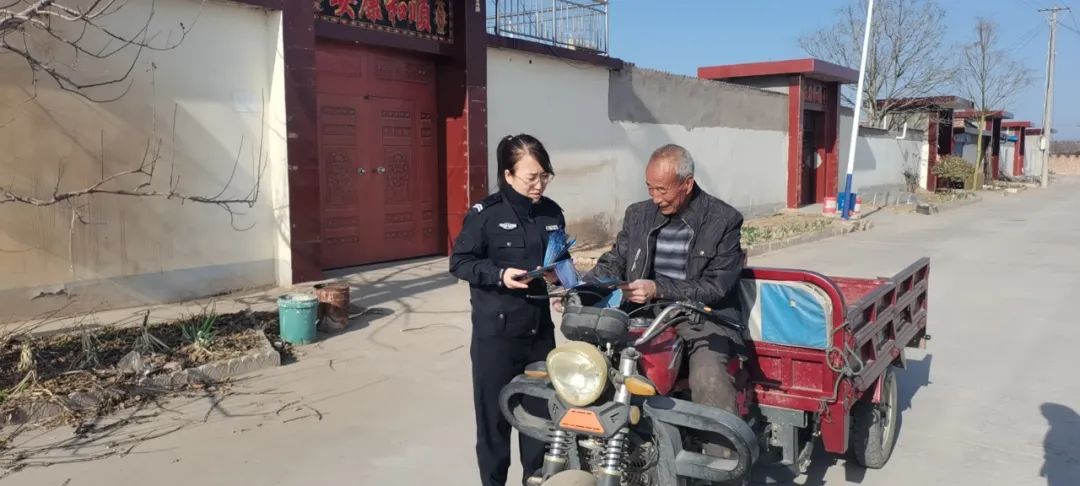 【春季守護行動】臨汾吉縣交警進農村開展“美麗鄉村行”交通安全巡迴宣講活動_fororder_1