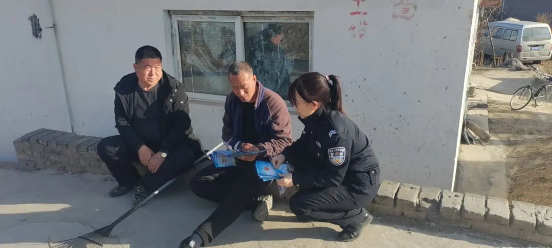 【春季守護行動】臨汾吉縣交警積極開展酒駕醉駕交通安全宣傳活動_fororder_2jpg