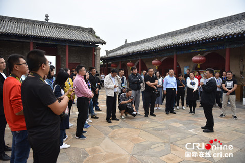 【CRI看山西-列表】【ChinaNews帶圖列表】【三晉大地-臨汾】【首頁標題】“紅黃綠”旅遊格局加快臨汾永和脫貧致富步伐 【內容頁標題】臨汾永和：緊抓“紅黃綠”旅遊發展 深入推進脫貧致富