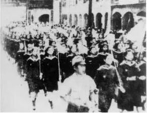 把握歷史大勢 共創美好未來（觀滄海）