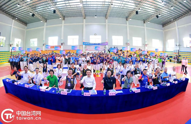 莞臺共壘 同心築夢——2025第五屆東莞市“莞臺杯”慢速壘球邀請賽成功舉辦