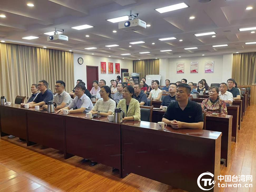 鄭州市臺聯、民革鄭州市委會組織臺胞臺屬集中收看九三閱兵