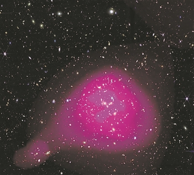 銀河系外天文學重要里程碑 韋布望遠鏡觀測到史上最大星系群樣本