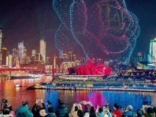 低空經濟點亮夜消費 無人機“科技流量”激活文旅新動能