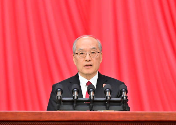 十四屆全國人大四次會議舉行第二次全體會議 習近平等出席