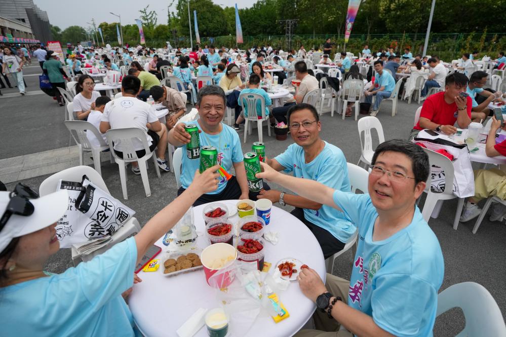 從春到秋 蘇超流量、銷量、能量的三重交響