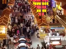 半年狂攬1.3億元 火出圈的“深夜食堂”你打卡了嗎？