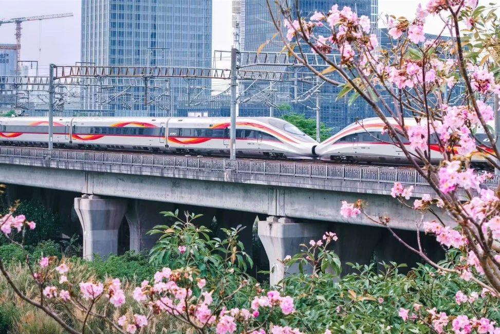 創歷史同期新高 一季度全國鐵路發送旅客超10億人次