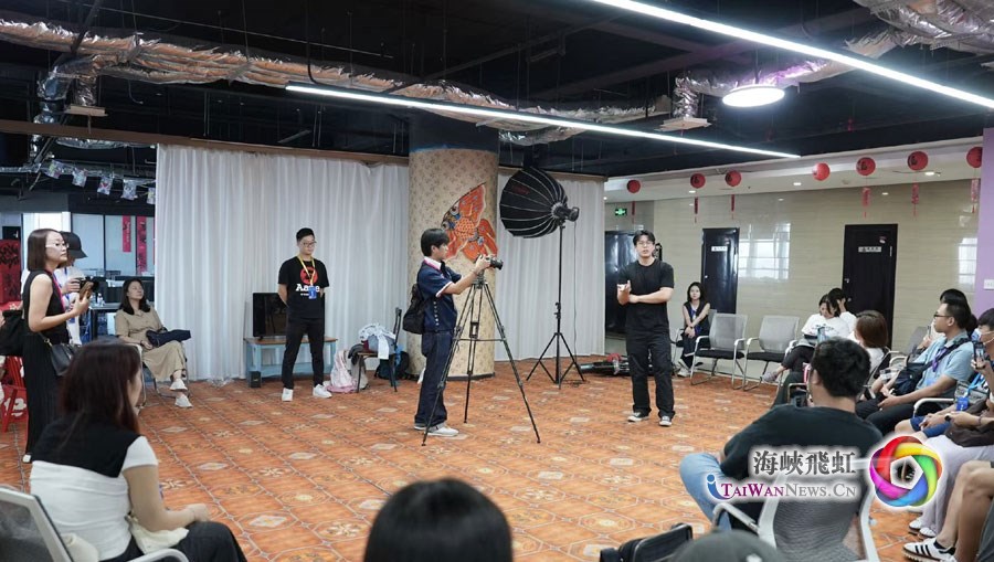 魅力江城隨手拍：台灣青年相聚武漢 拍出兩岸好故事_fororder_圖1