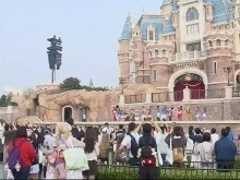 主題公園預訂火爆 服務消費成外資加碼投資中國新熱點
